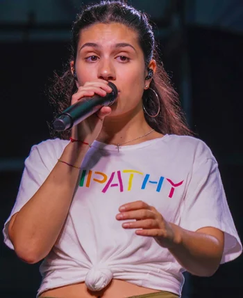 Alessia Cara — Biography