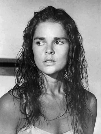 Ali MacGraw — Biography
