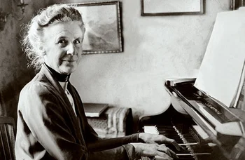 Alice Tegnér — Biography