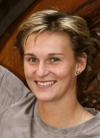 Barbora Špotáková — Biography