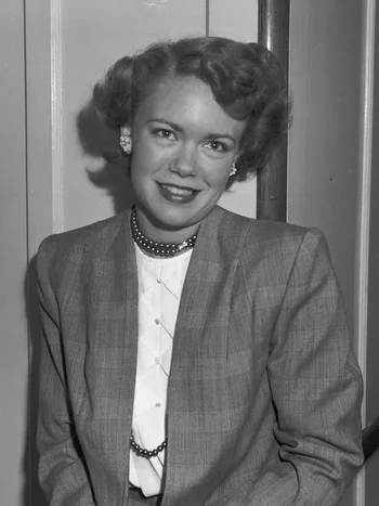 Camilla Wicks — Biography