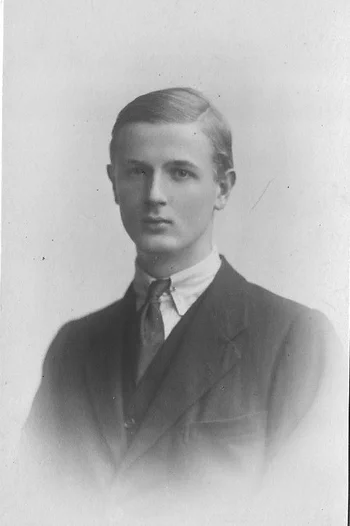 Cecil Harmsworth King — Biography