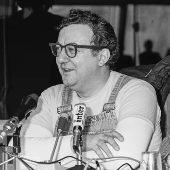 Coluche — Biography