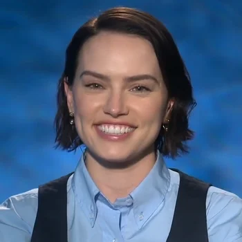 Daisy Ridley — Biography