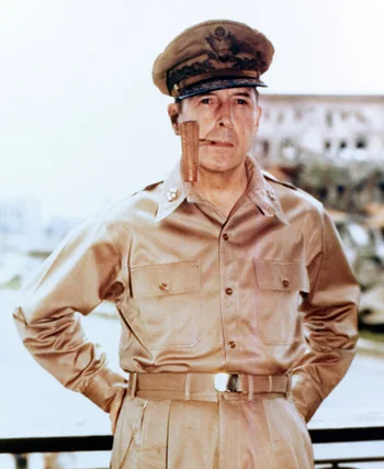 Douglas MacArthur — Biography