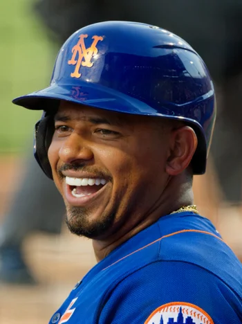 Eduardo Escobar — Biography