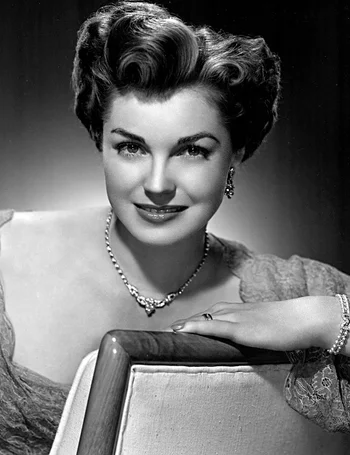 Esther Williams — Biography