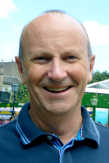 Fred MacAulay — Biography