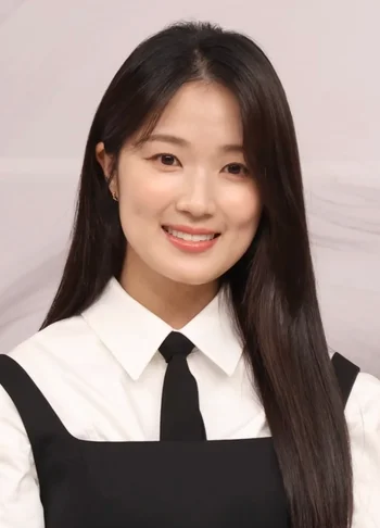 Kim Hye-yoon — Biography