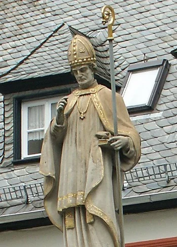 Saint Lullus — Biography