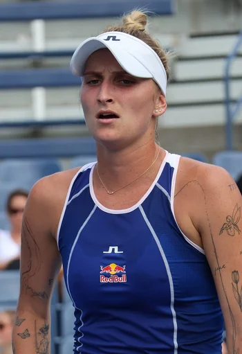 Markéta Vondroušová — Biography