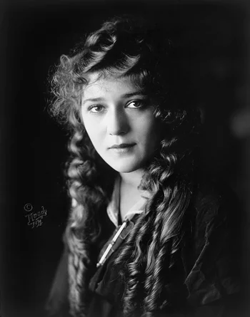 Mary Pickford — Biography