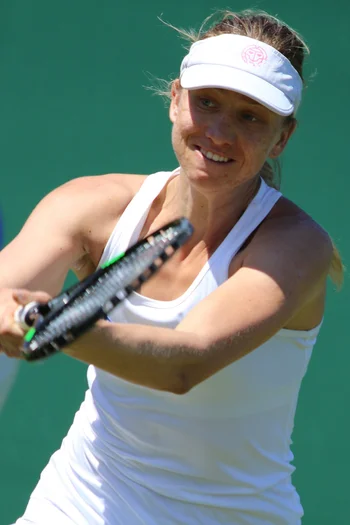 Mona Barthel — Biography