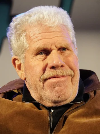 Ron Perlman — Biography