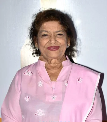 Saroj Khan — Biography