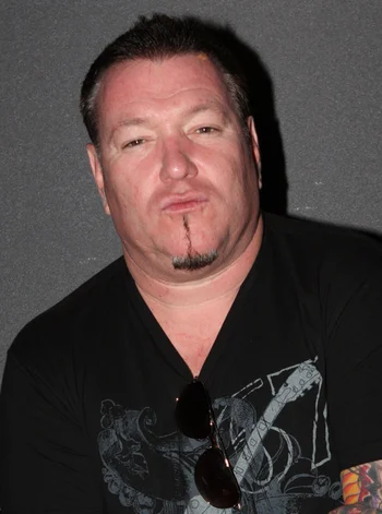 Steve Harwell — Biography