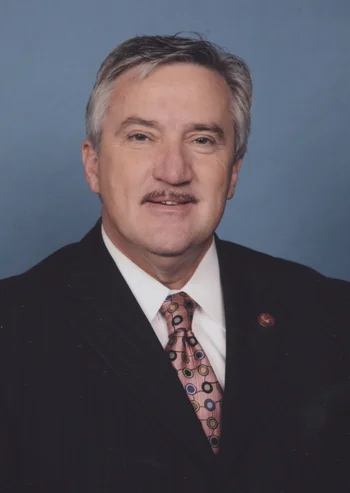 Travis Childers — Biography
