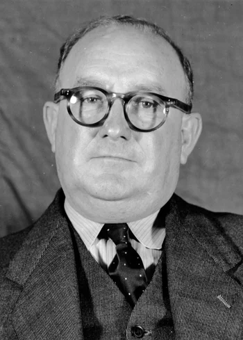 Vince Gair — Biography